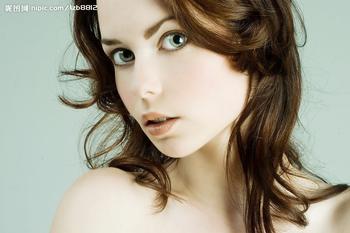 �˿˳�ǧ�ľ���Ƶ����Ա�ɲ��ζ��������30���ʡ���о��г���...